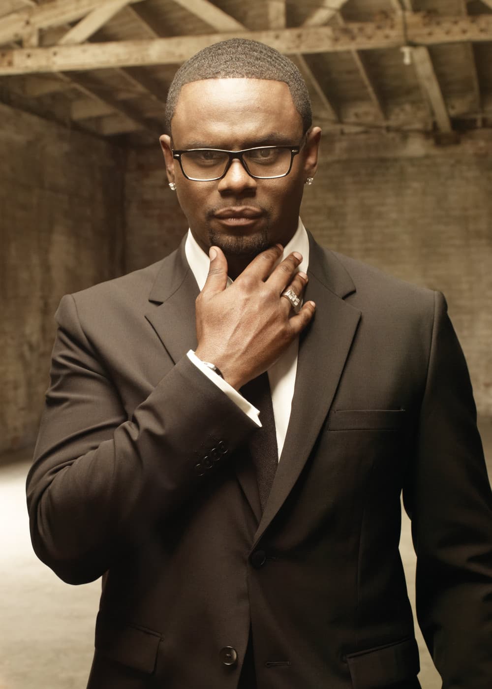 Carl Thomas suites and premium seating