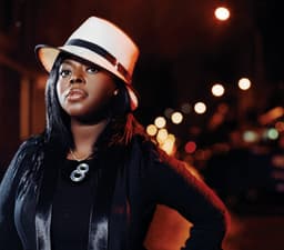 Angie Stone image