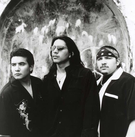 Los Lonely Boys suites and premium seating