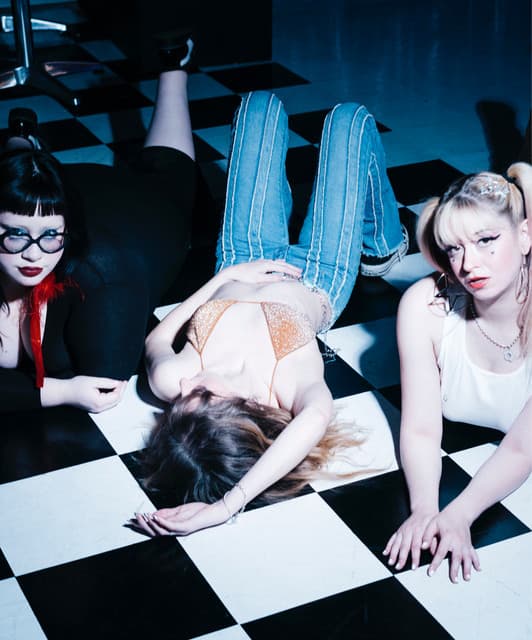 The Aquadolls suites and premium seating