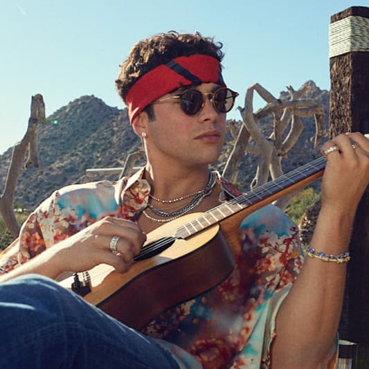 Austin Mahone suites and premium seating