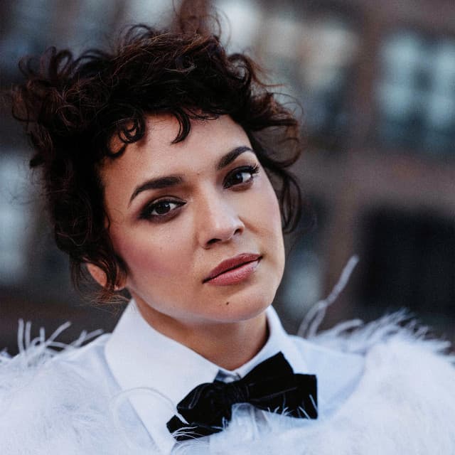 Norah Jones image