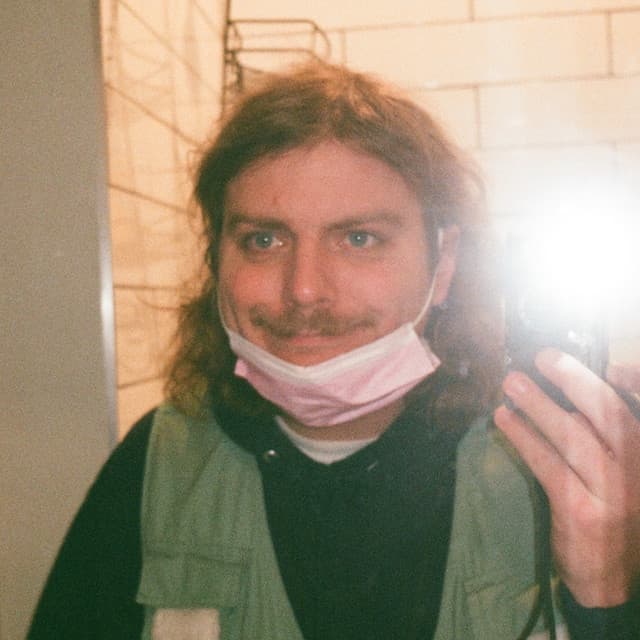 Mac DeMarco image