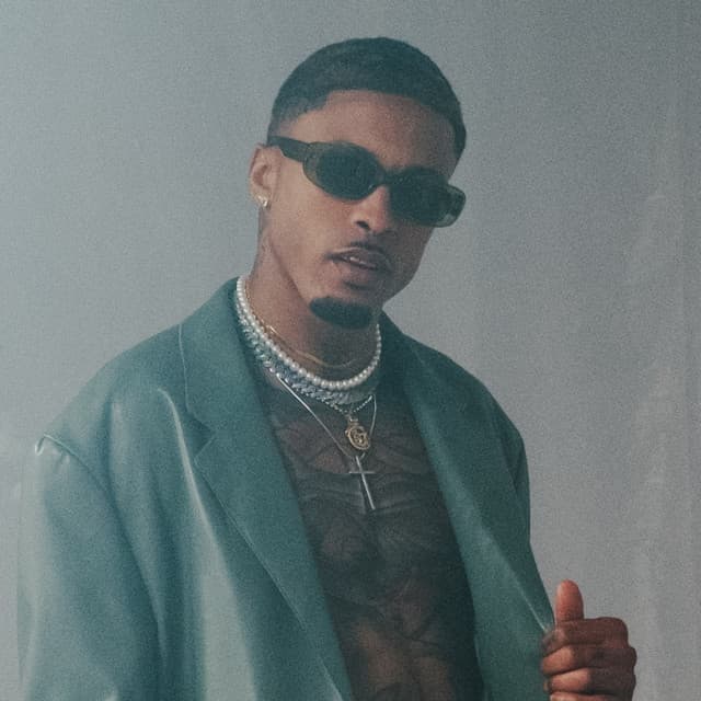 August Alsina suites and premium seating