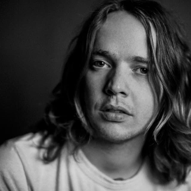 Billy Strings image