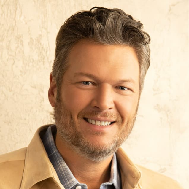 Blake Shelton with Craig Morgan, Deana Carter, Trace Adkins and Emily Ann Roberts