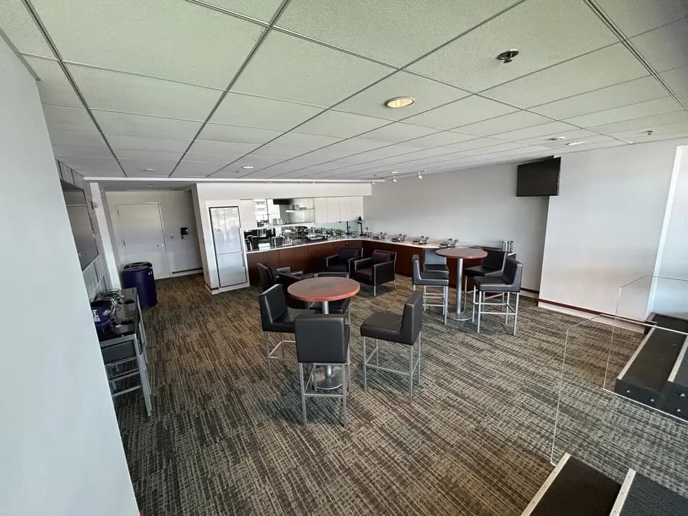 Suite 434 verified photo