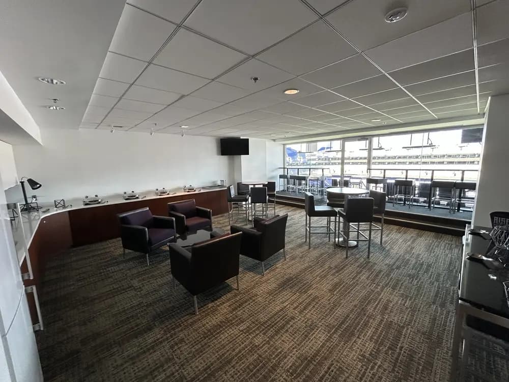 Suite 434 verified photo