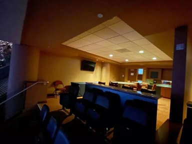 Suite 1115 representative photo