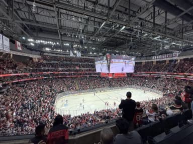 Pier Club Box 4, Row B representative photo