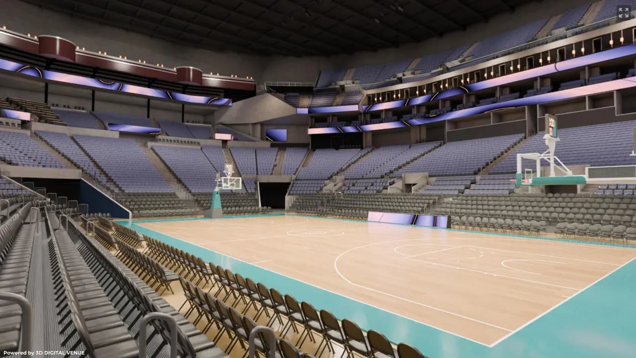 Courtside Club 14, Row A4