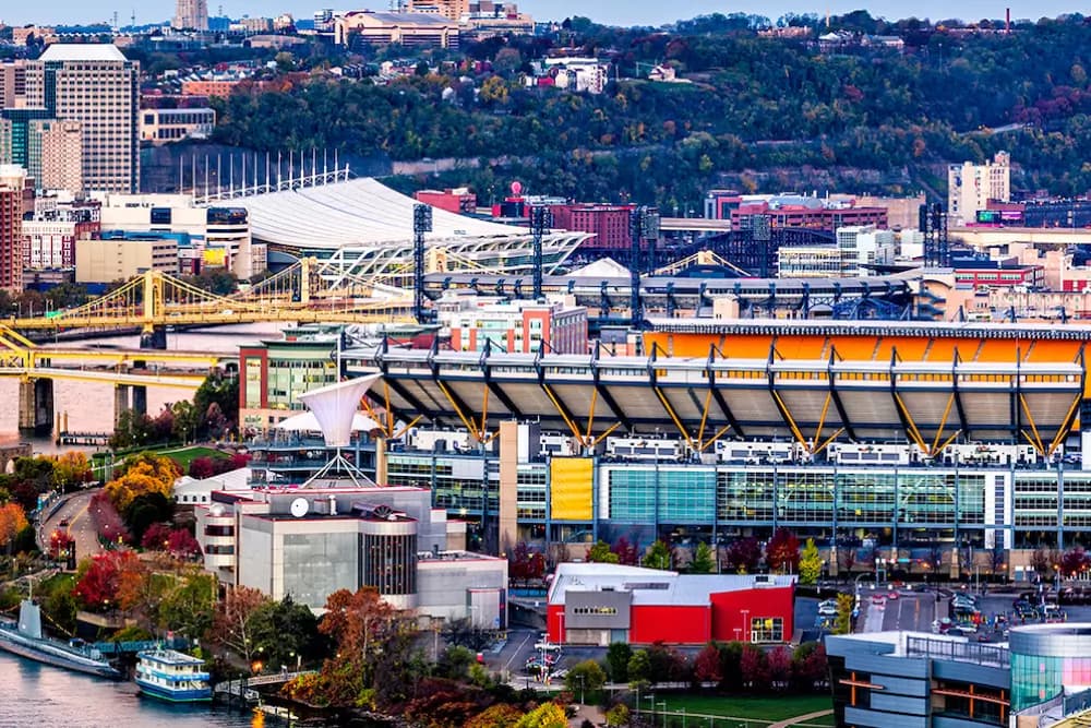 Pittsburgh Steelers suites and premium seating