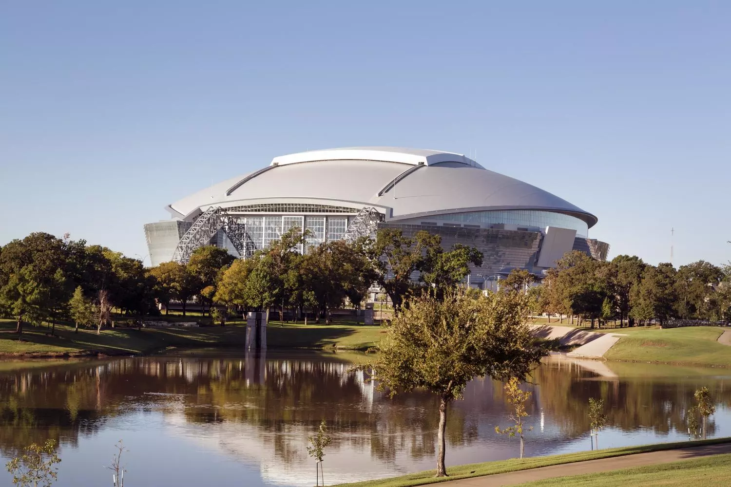 AT&T Stadium suites and premium seating