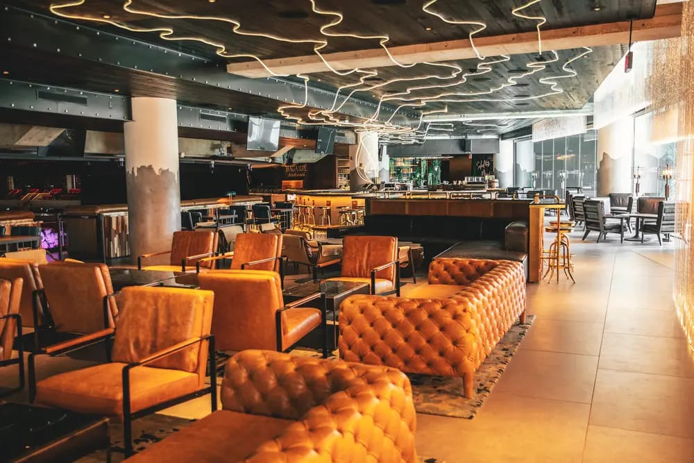 Suite 237 verified photo