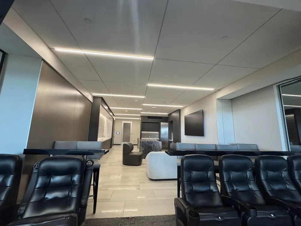 Silver Suite 424