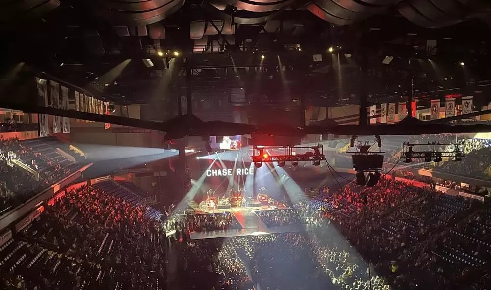 Suite 319 verified photo