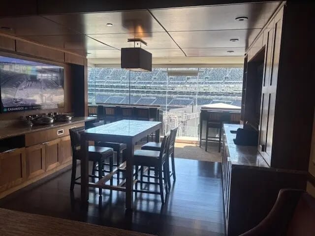 Suite 5-03 verified photo