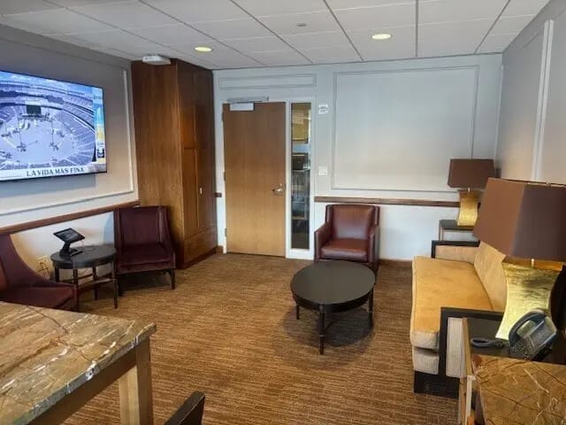 Suite 5-03 verified photo