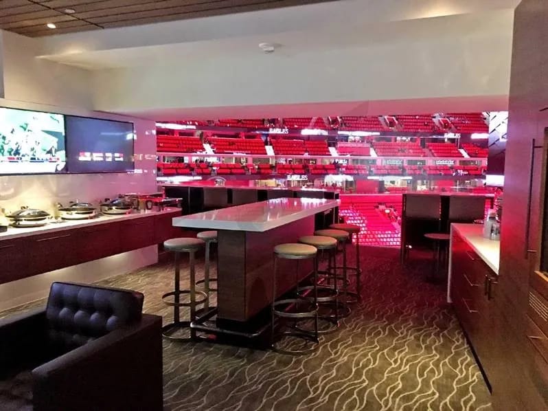 Suite 44 verified photo