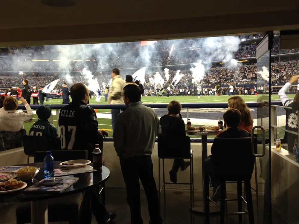 Field Level Suite 30 representative photo