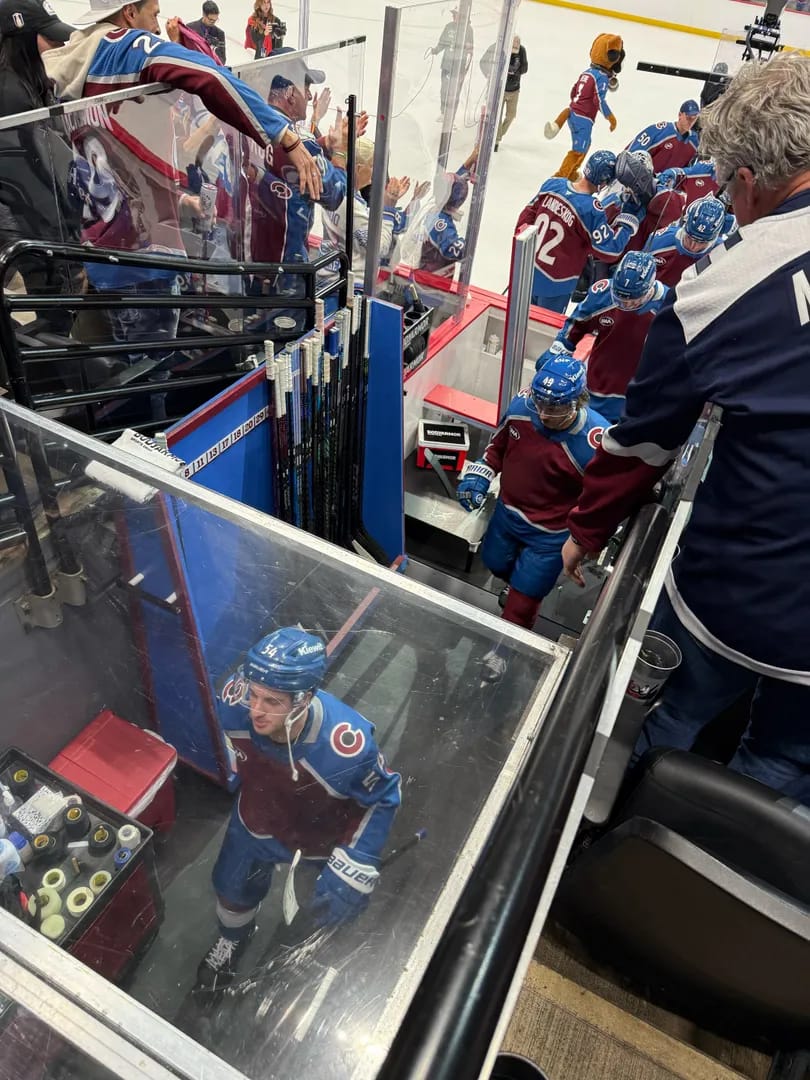 Club 148, Row 4 representative photo