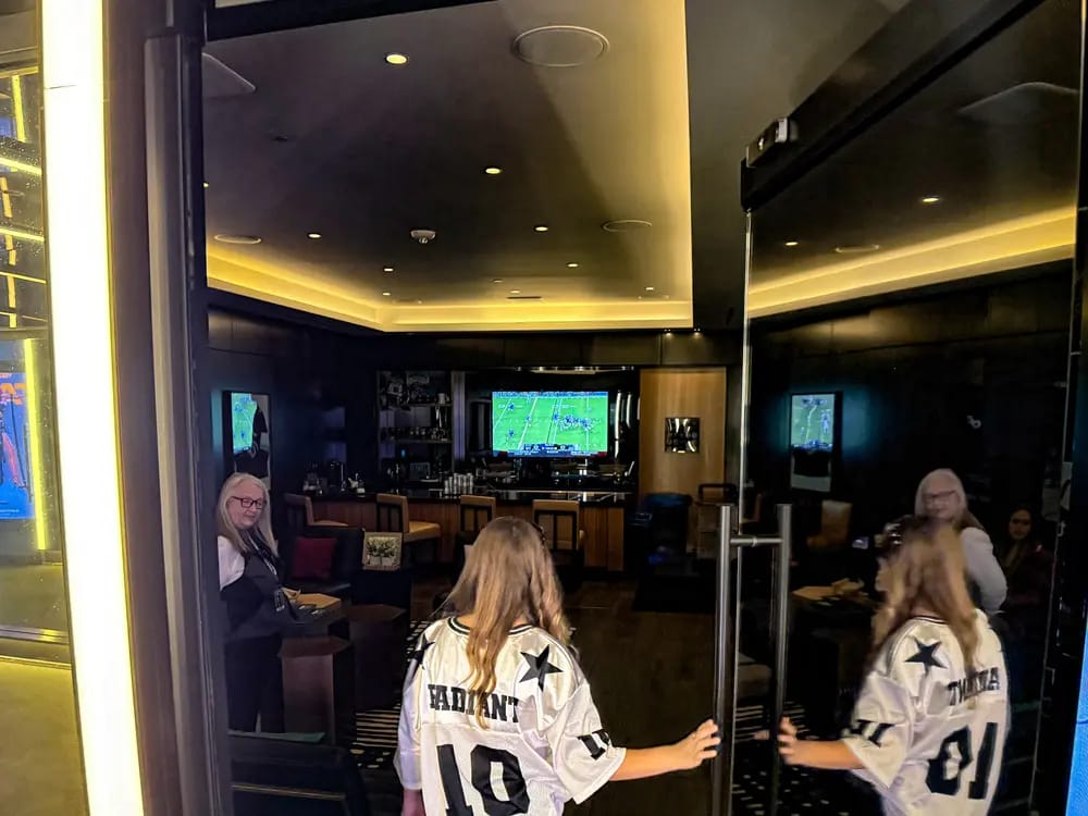 Tunnel Club Suite entrance 