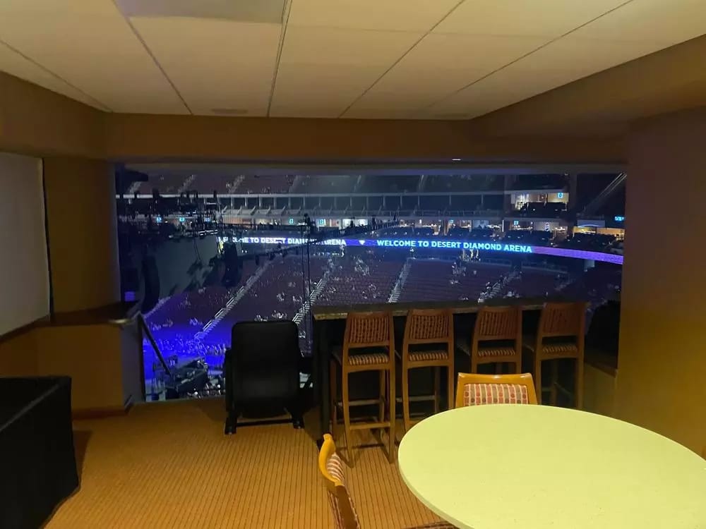 Luxury Suite, Row 3 representative photo