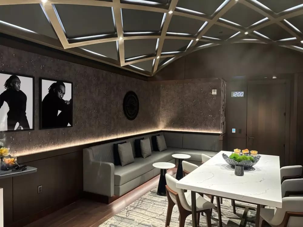 Comfortable seating in the Bungalow Suite interior. 