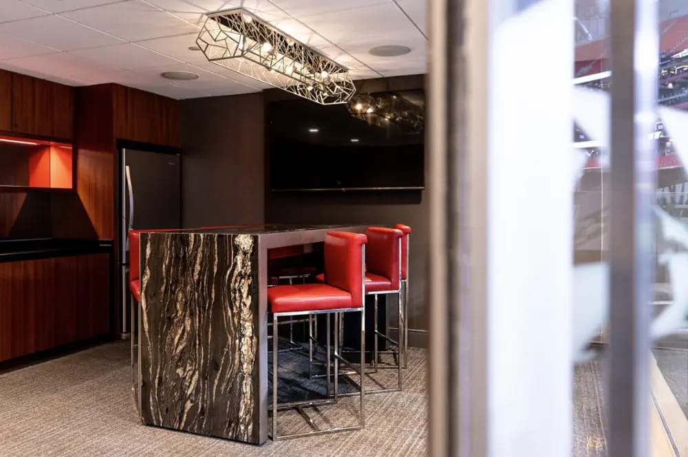 Field Suite 10 representative photo