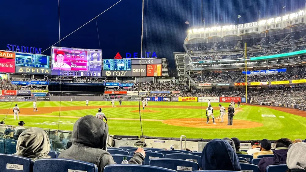 Legends Suite 15B, Row 5 representative photo