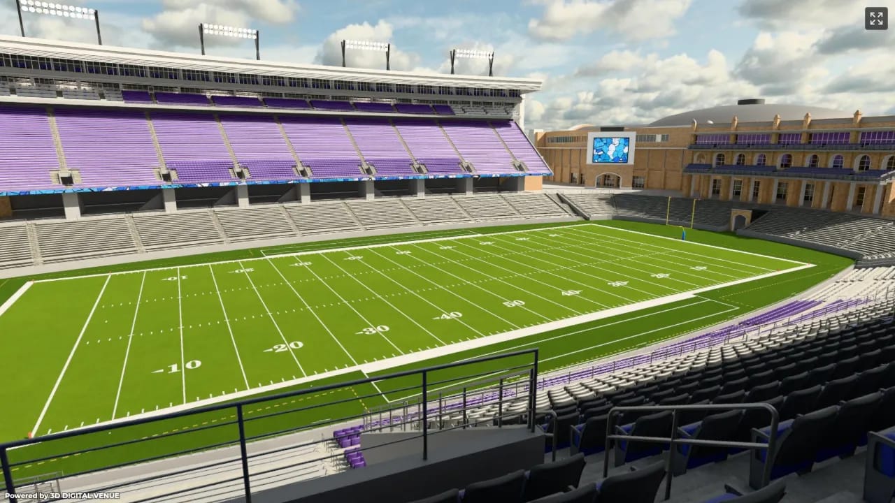 Champions Club 210, Row M