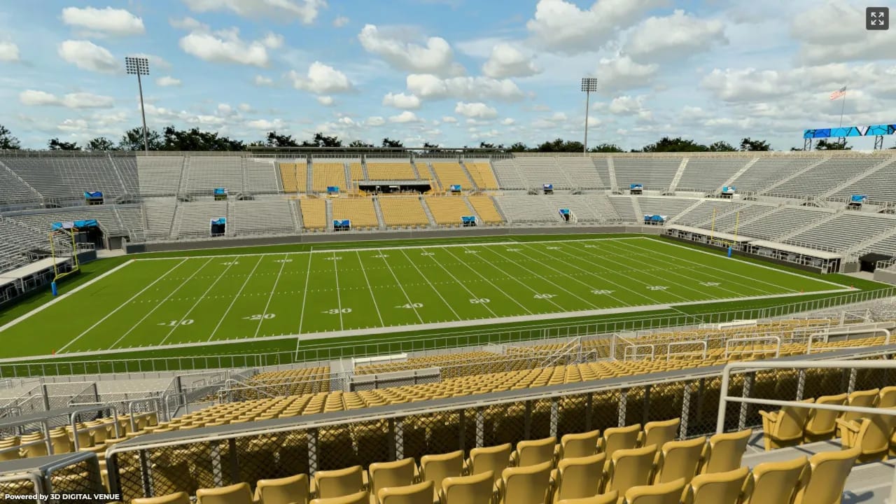 Tower Club F, Row 3