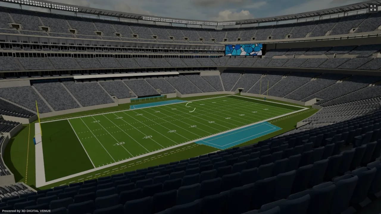 East Mezzanine Club 218, Row 2