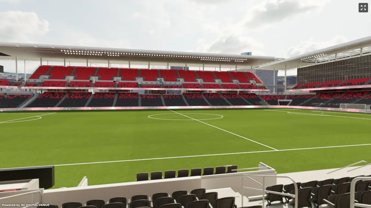 Club 132, Row 15