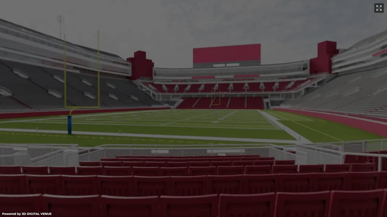 Touchdown Club 3, Row 11