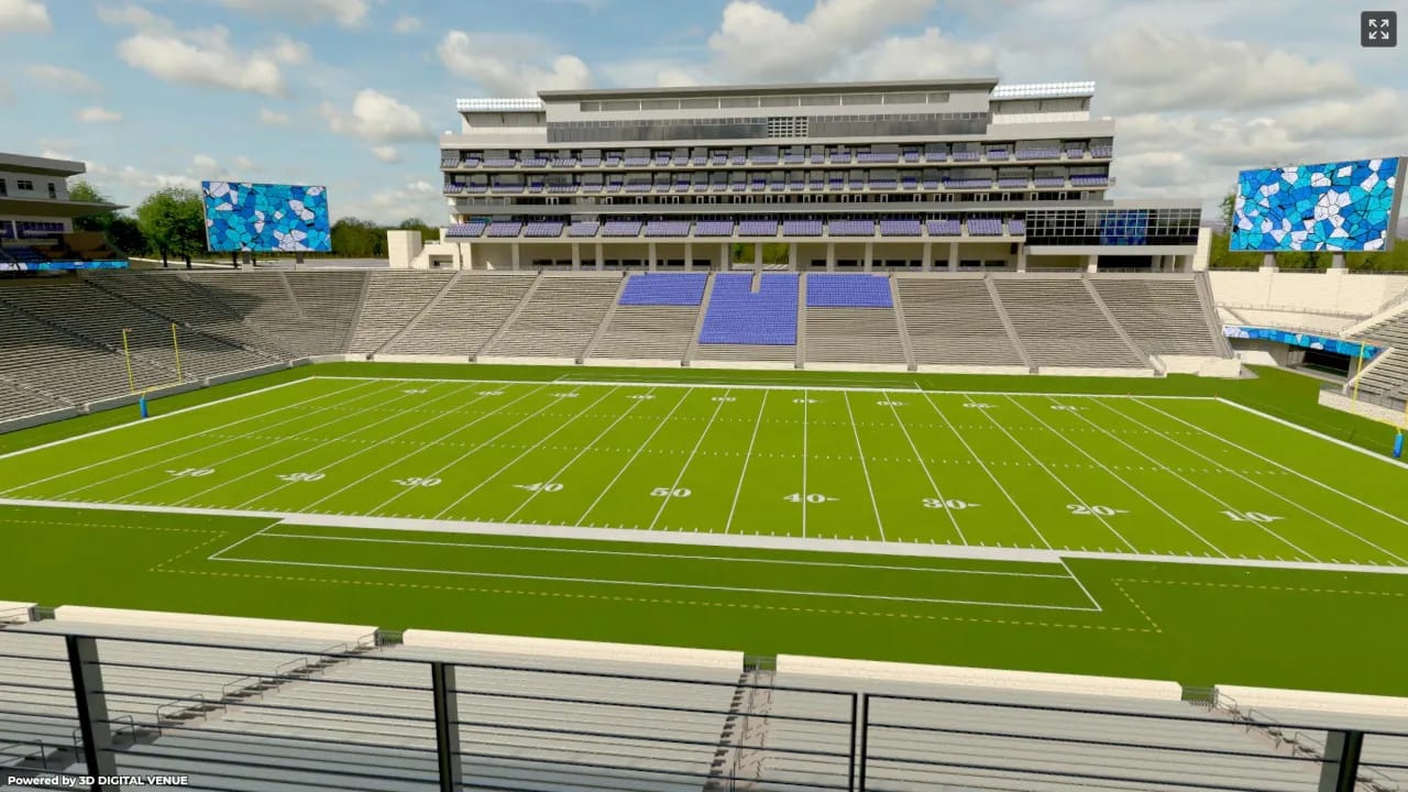 East Club 228, Row 4