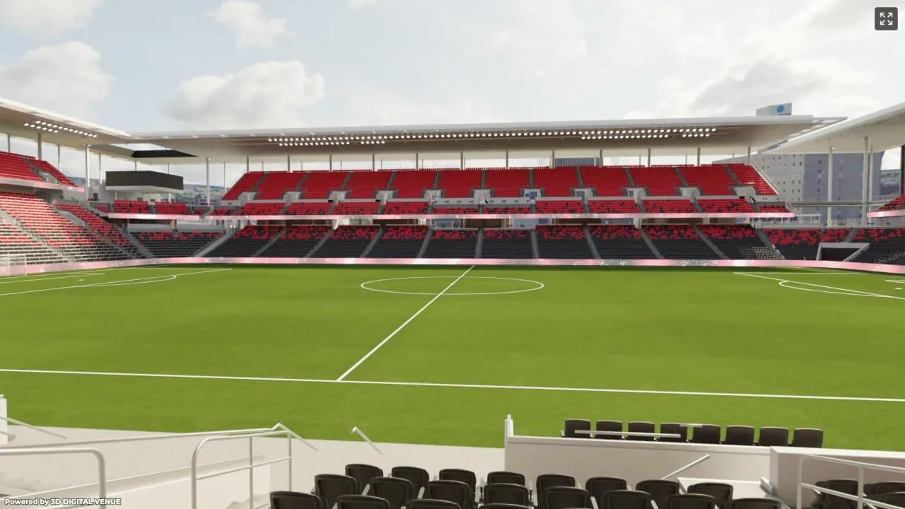 Club 135, Row 11