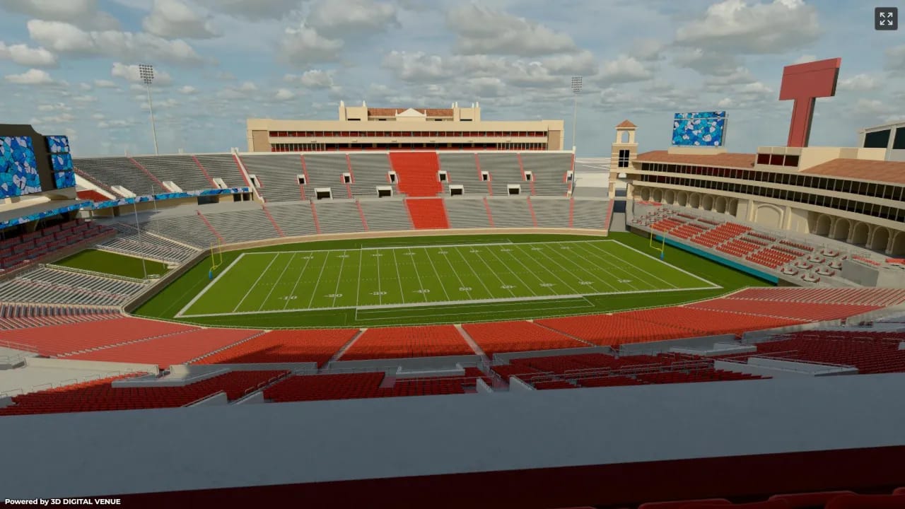 Stadium Club E, Row 7