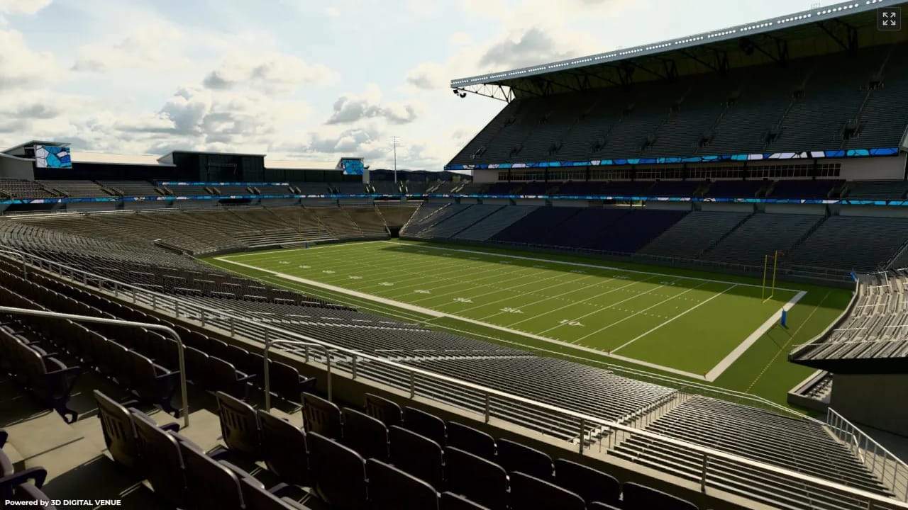 Row Tem Indiana Hoosiers at Washington Huskies Football | Club Husky 201, Row 3 ...