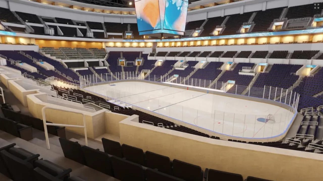 Terrace Seats 113, Row EE
