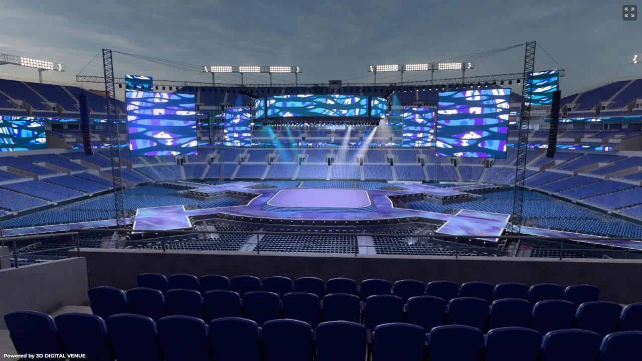 Club Level 253, Row 9