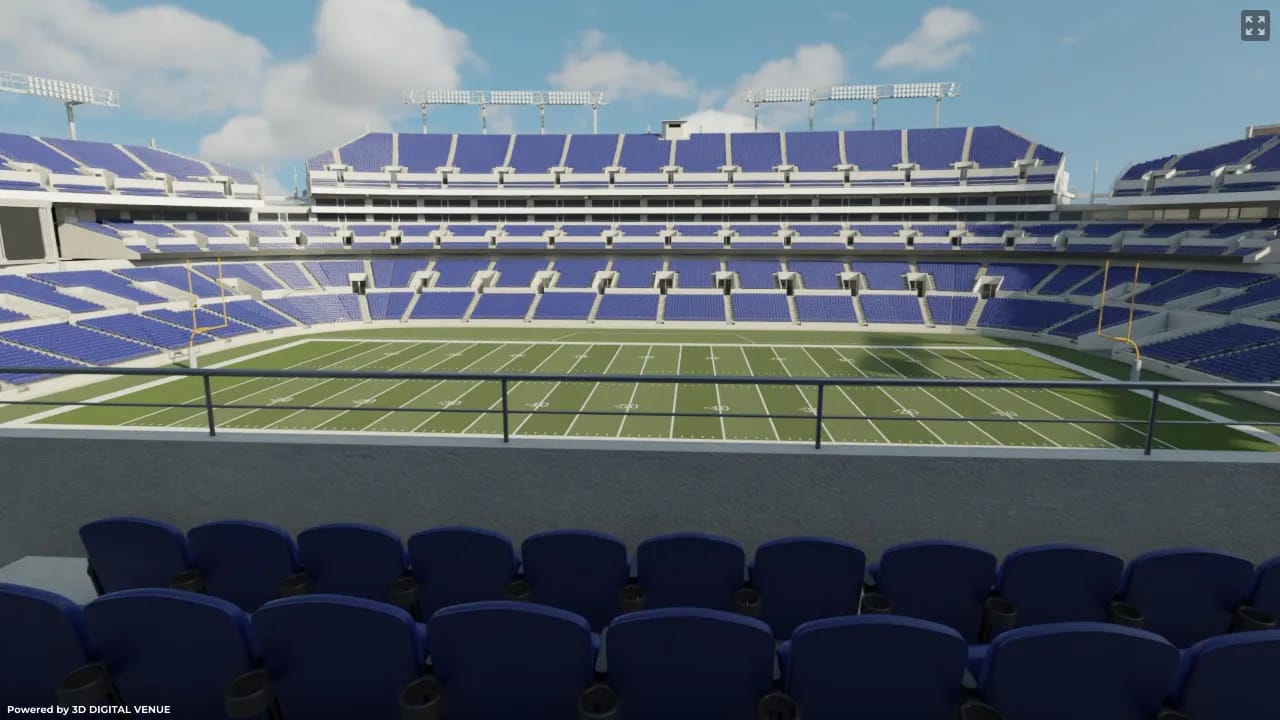 Club Level 226, Row 7