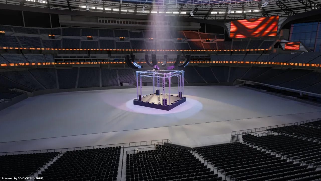 East Loge 15, Row 2