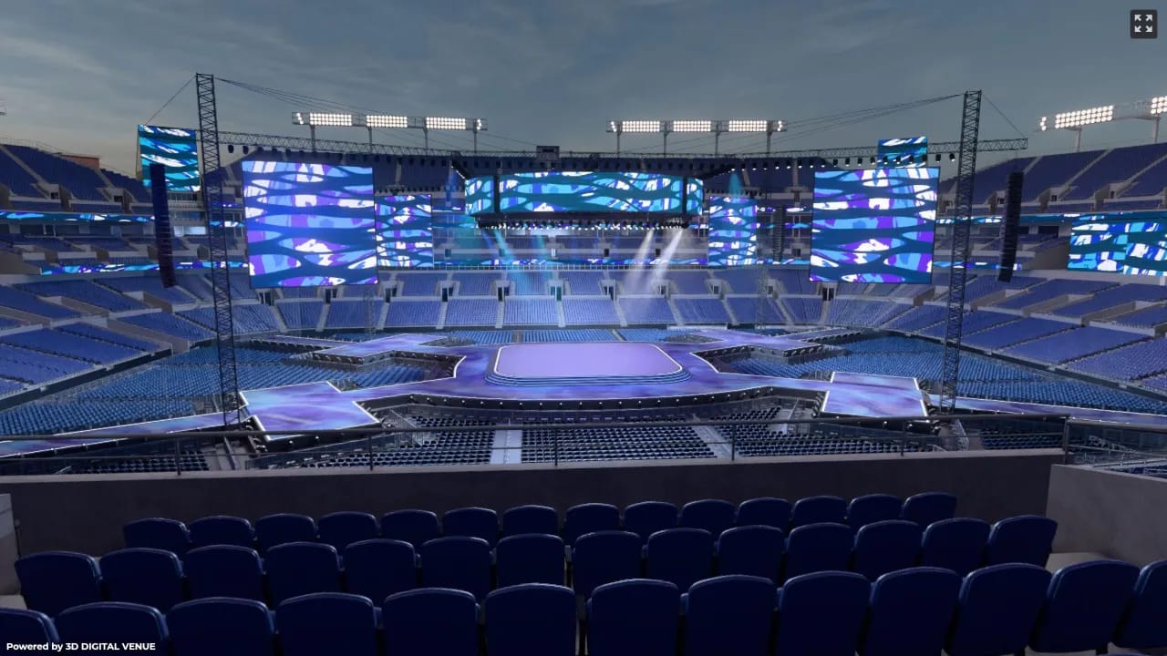 Club Level 200, Row 1
