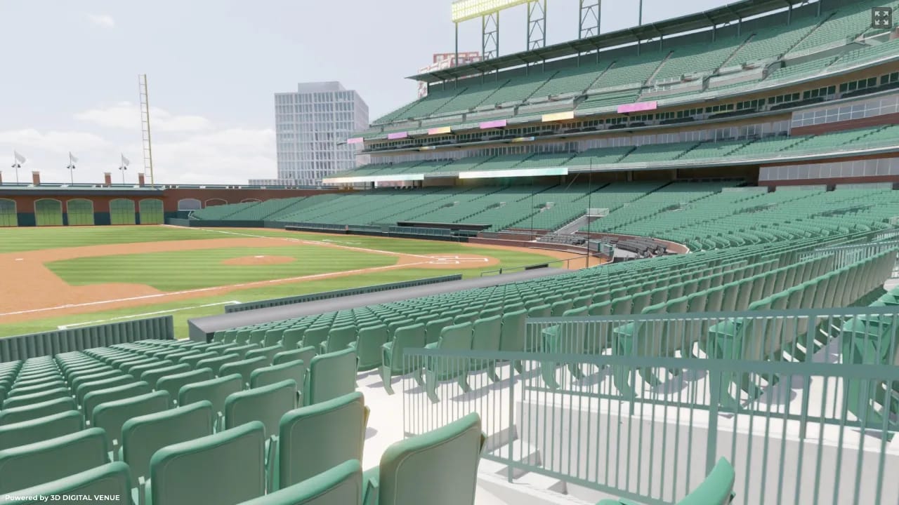 Premium Field Club 124, Row C
