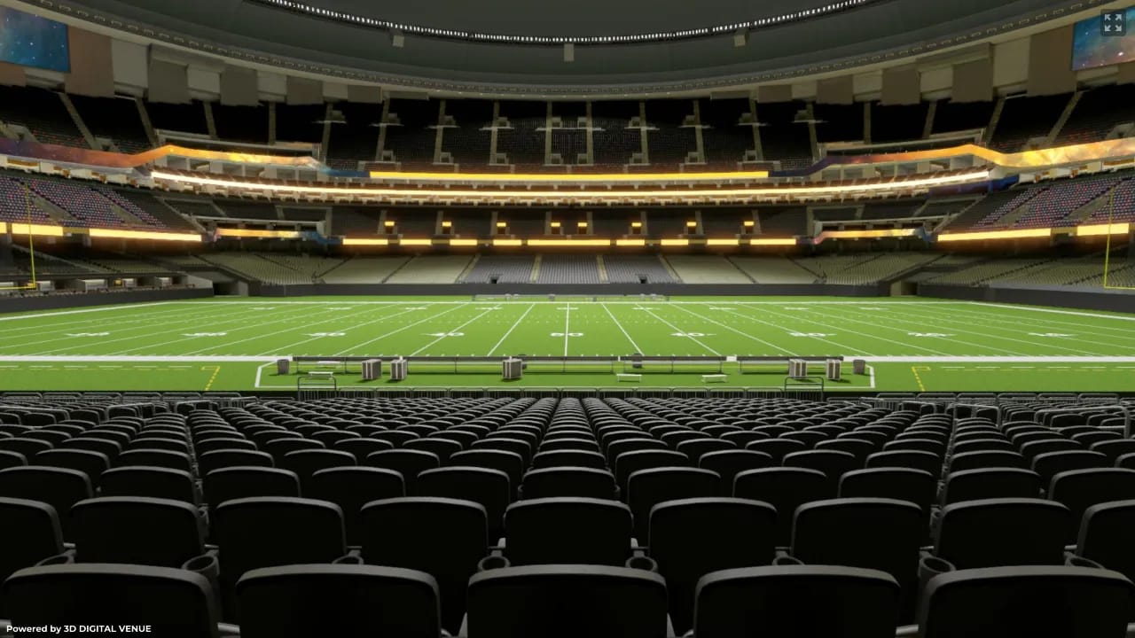 Crown Royal Signature Club 142, Row 15
