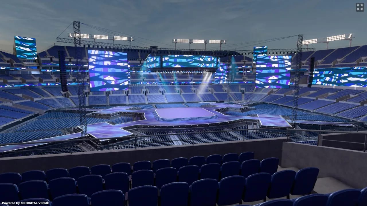 Club Level 201, Row 6
