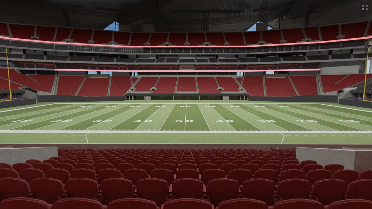 Club 110, Row 16