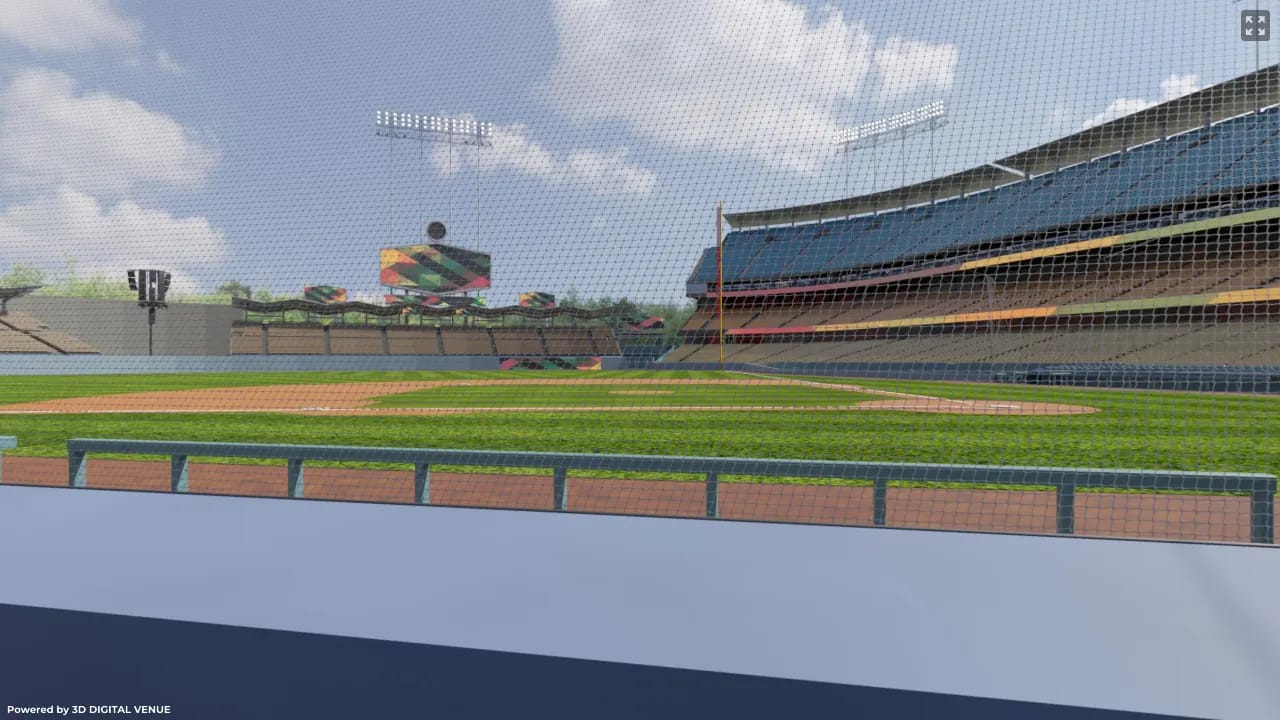 Dugout Club 11, Row DD