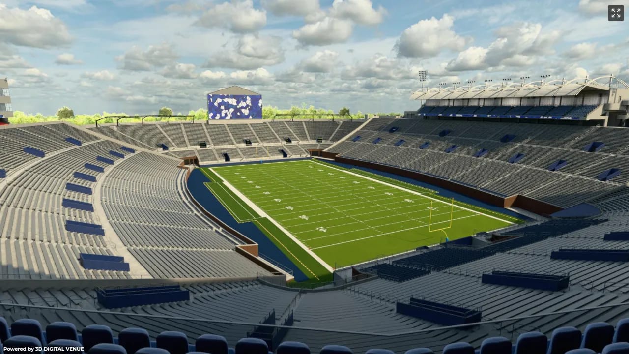 South Club 116, Row 1